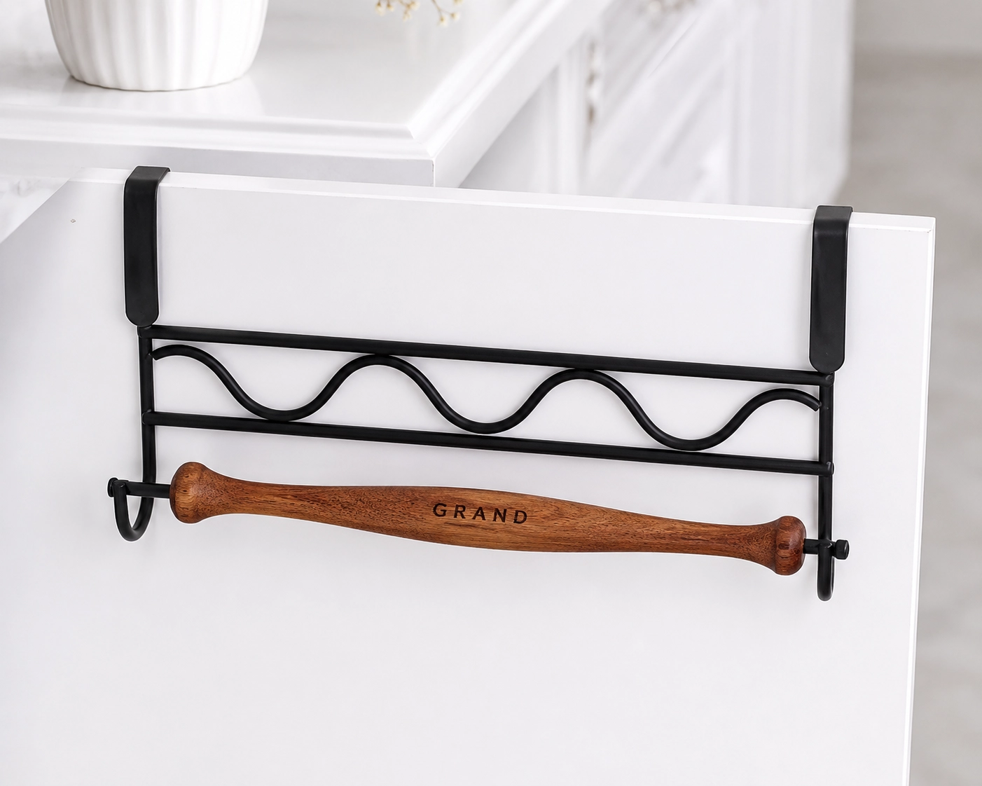 آویز حوله کابینتی فلزی دسته چوبی گرند
